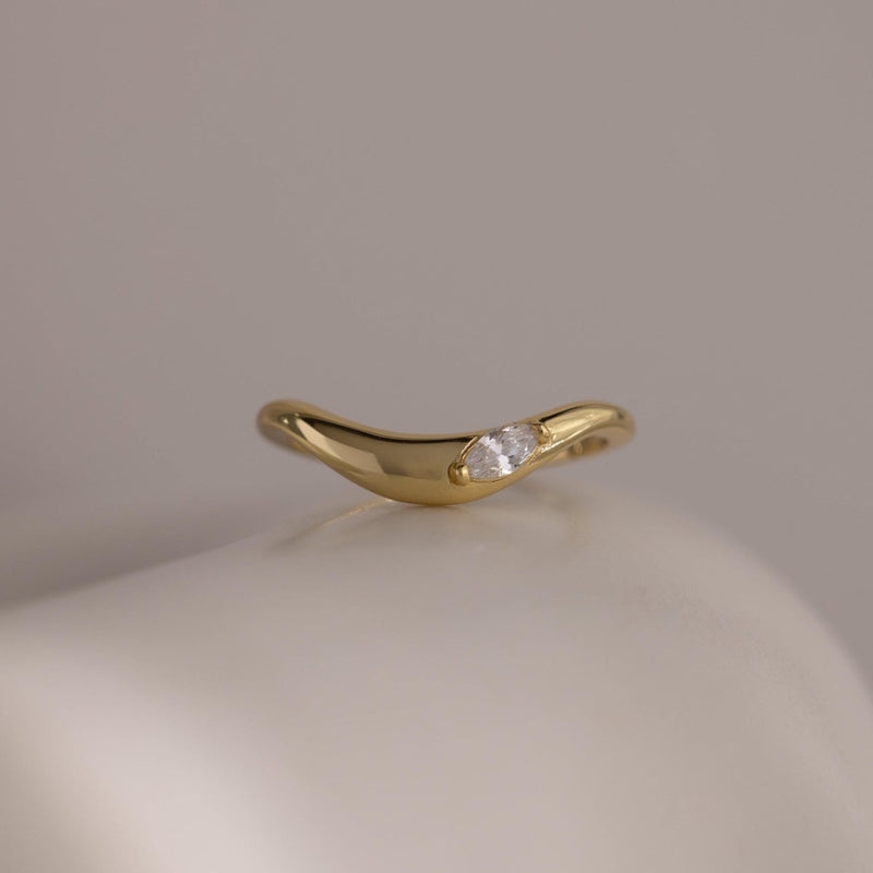 Aveline Sable Ring